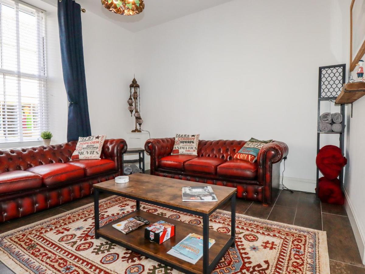 Вилла Meneage House Хелстон Экстерьер фото